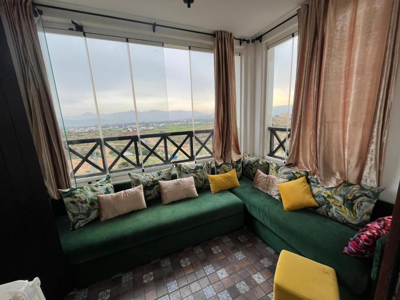 Lilac'S Garden Vue Piscine Мдик Экстерьер фото